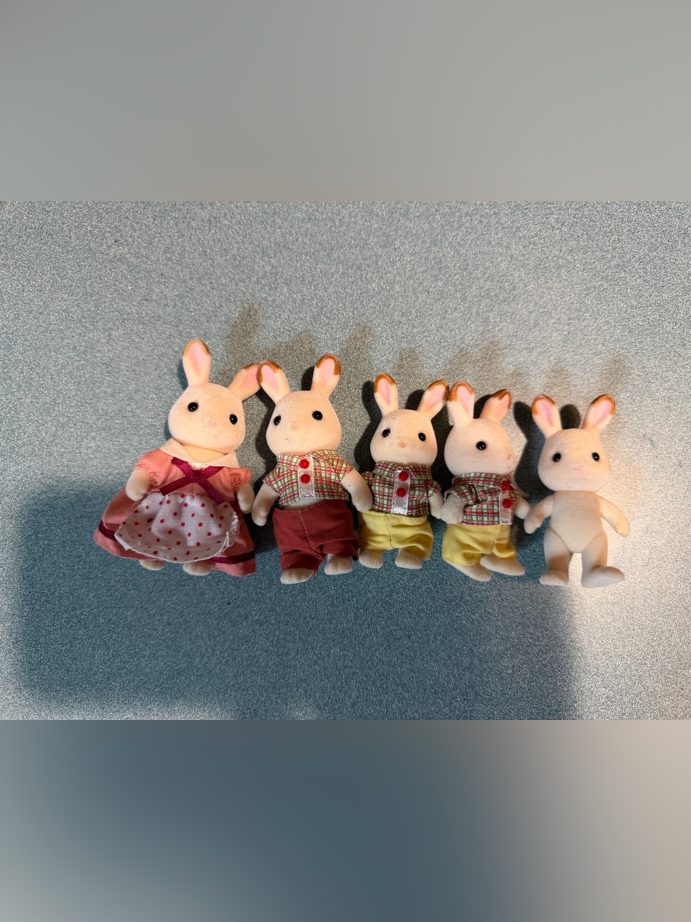 Sylvanian Families Calico Critters Chocolate Bunny Family of 5 (RETIRED)